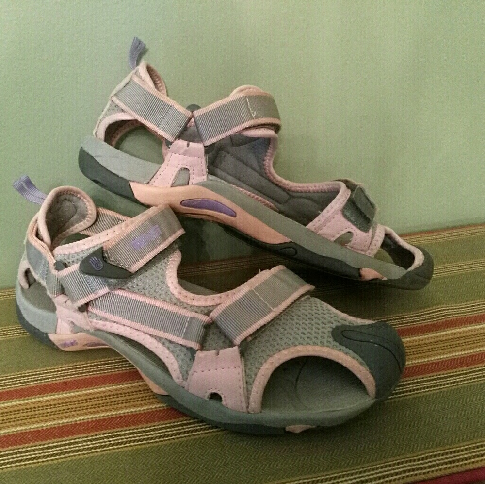 TEVA Big Girls sandals size 6.0